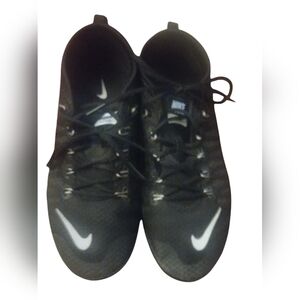 Nike cross training shoes